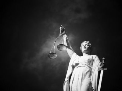 vrouwe-justitia-rechtspraak-normec-flc
